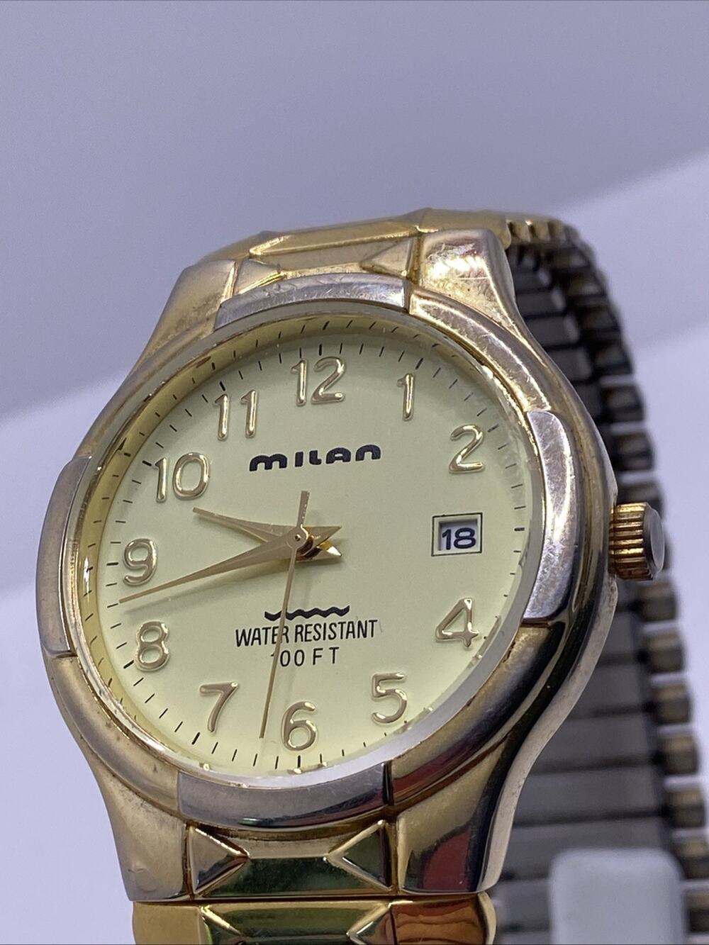 Milan Mens Vintage Gold Tone Date Watch New Battery